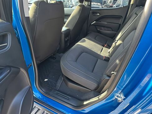 Used 2022 Chevrolet Colorado LT w/ LT Convenience Package image 23