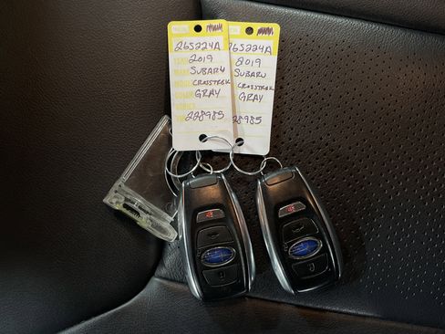 Used 2019 Subaru Crosstrek 2.0i Limited w/ Moonroof Package w/Navigation image 27