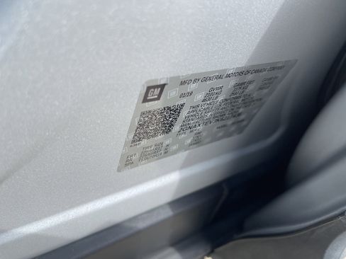 Used 2019 Chevrolet Equinox LT image 38