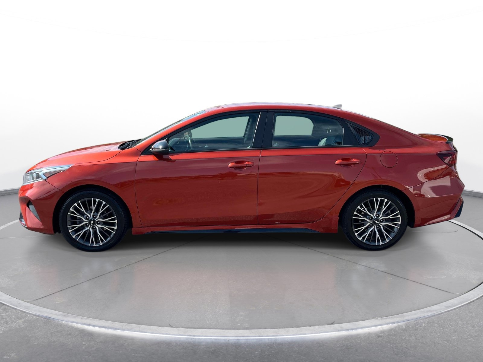Used 2022 Kia Forte GT-Line w/ GT-Line Technology Package FWD image 8
