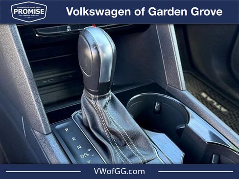 Certified 2022 Volkswagen Atlas Cross Sport SE AWD/4WD image 21
