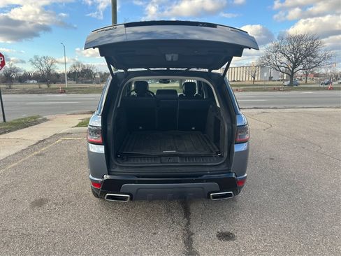 Used 2020 Land Rover Range Rover Sport HSE Dynamic image 14