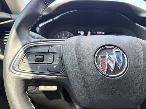 Used 2023 Buick Envision Avenir FWD image 28