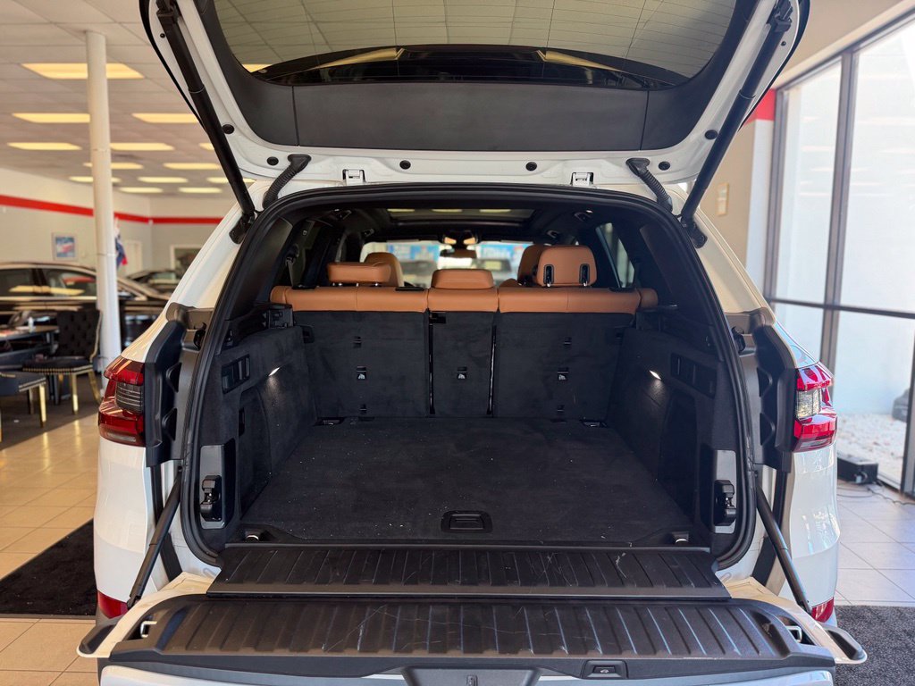 Used 2021 BMW X5 xDrive40i w/ Premium Package AWD/4WD image 12