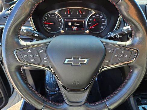 Used 2022 Chevrolet Equinox RS w/ RS Leather Package image 20