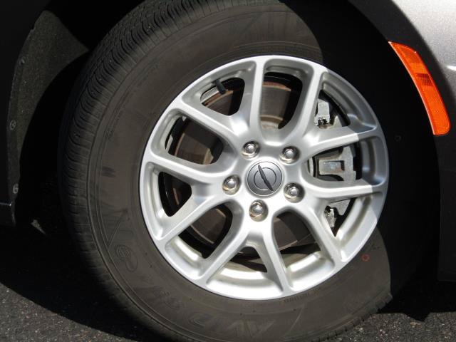 Used 2023 Chrysler Voyager LX FWD image 6