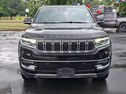 Certified 2022 Jeep Wagoneer Series III w/ Premium Group I AWD/4WD image 2