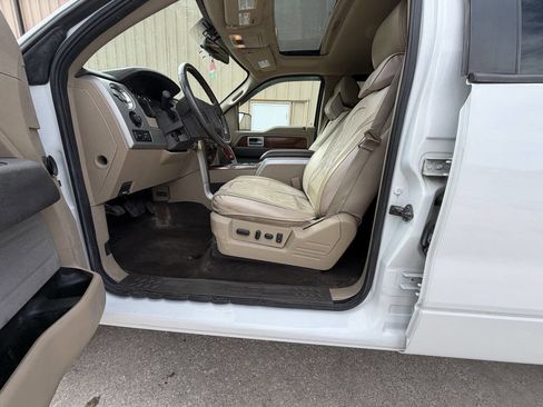 Used 2010 Ford F150 Lariat image 24
