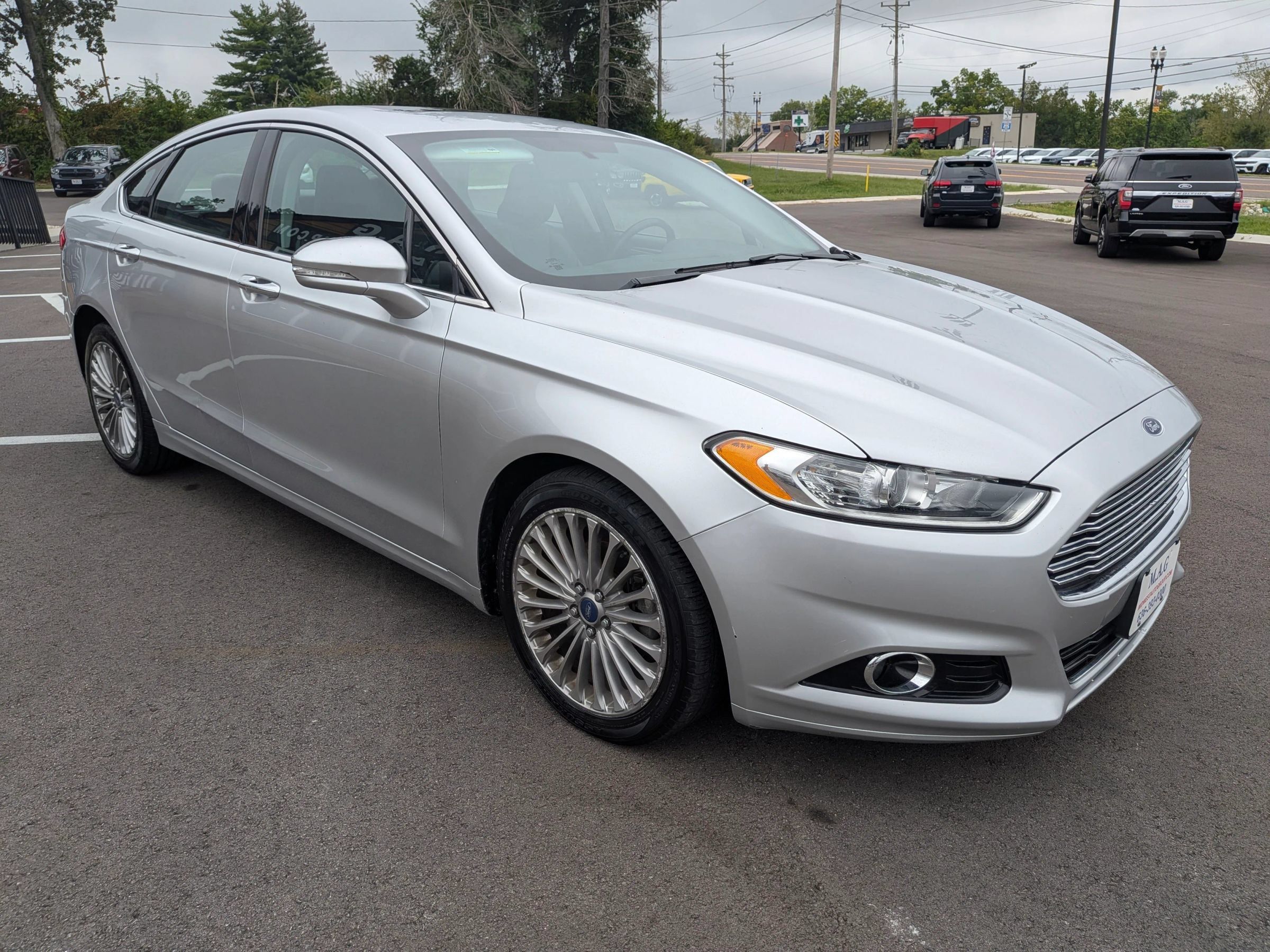 Used 2015 Ford Fusion Titanium FWD image 8