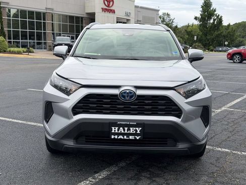 Used 2022 Toyota RAV4 LE AWD/4WD image 23