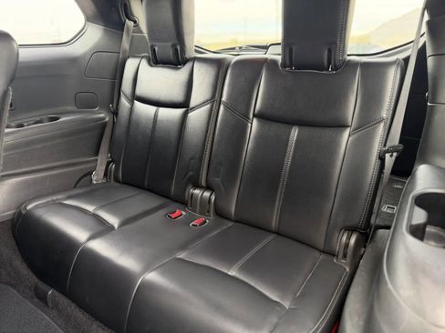 Used 2017 Nissan Pathfinder SL image 17