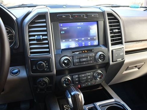 Used 2019 Ford F150 Limited image 36