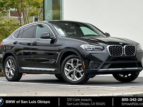 Used 2025 BMW X4 xDrive30i w/ Premium Package AWD/4WD image 1