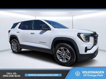 Used 2025 GMC Terrain Elevation