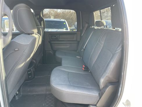 Used 2024 RAM 3500 Tradesman w/ Chrome Appearance Group image 21