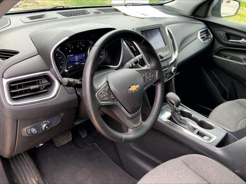 Used 2024 Chevrolet Equinox LT image 15