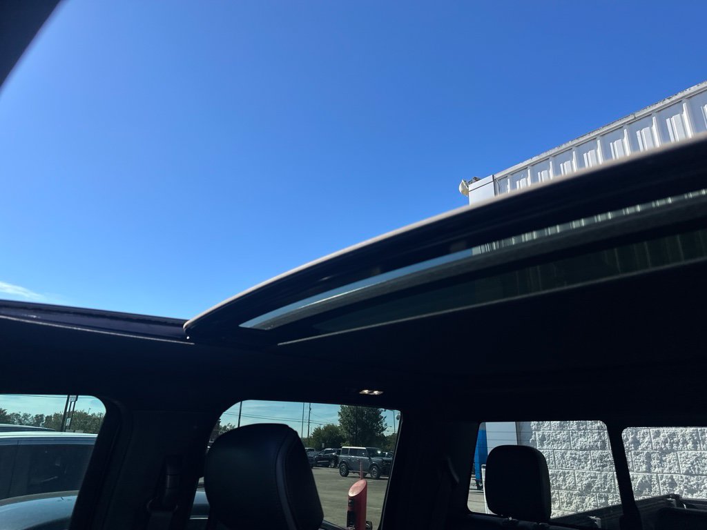 Used 2021 Ford F450 Platinum w/ FX4 Off-Road Package AWD/4WD image 9