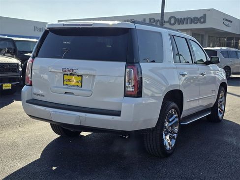 Used 2019 GMC Yukon SLT w/ Premium Edition image 4