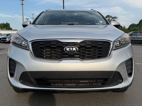 Used 2019 Kia Sorento FWD V6 w/ Option Group 020 image 2