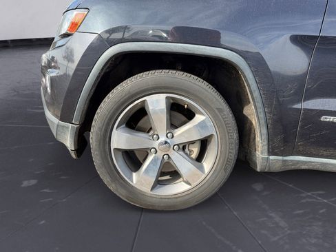 Used 2014 Jeep Grand Cherokee Limited w/ Luxury Group II image 14