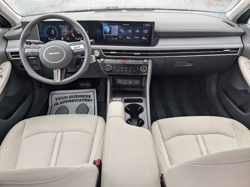 Used 2025 Hyundai Sonata SEL FWD image 13