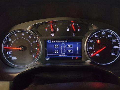 Used 2022 GMC Acadia SLE w/ Driver Convenience Package FWD image 23