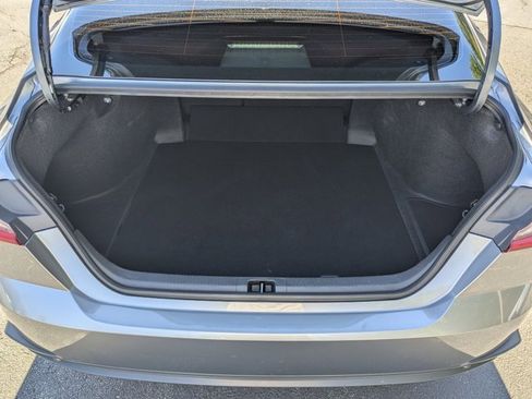 Used 2025 Toyota Camry SE image 16