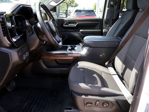 Used 2024 Chevrolet Silverado 2500 LT w/ Texas Edition AWD/4WD image 20