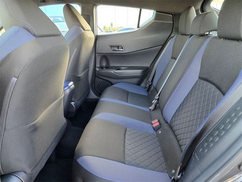 Used 2021 Toyota C-HR XLE image 14