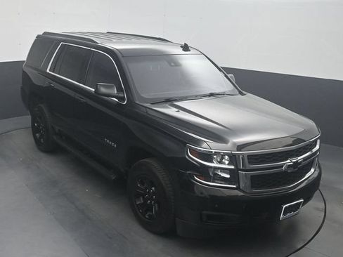 Used 2019 Chevrolet Tahoe LS w/ Enhanced Driver Alert Package AWD/4WD image 18