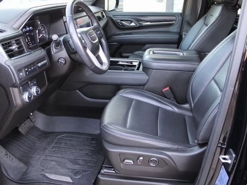 Used 2021 GMC Yukon Denali image 17