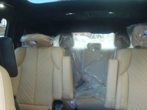 New 2026 Cadillac Escalade IQ Luxury 2 image 16