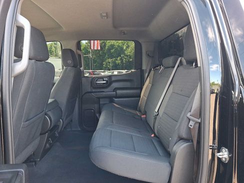 Used 2022 Chevrolet Silverado 1500 Custom Trail Boss AWD/4WD image 11
