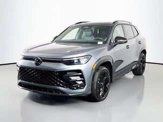 New 2025 Volkswagen Tiguan SE R-Line video 3