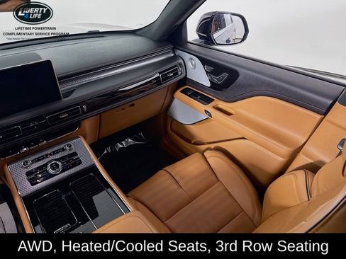 Used 2023 Lincoln Aviator Black Label w/ Dynamic Handling Package image 25