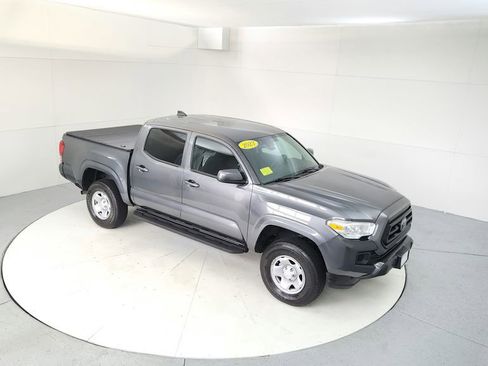 Used 2023 Toyota Tacoma SR AWD/4WD image 16