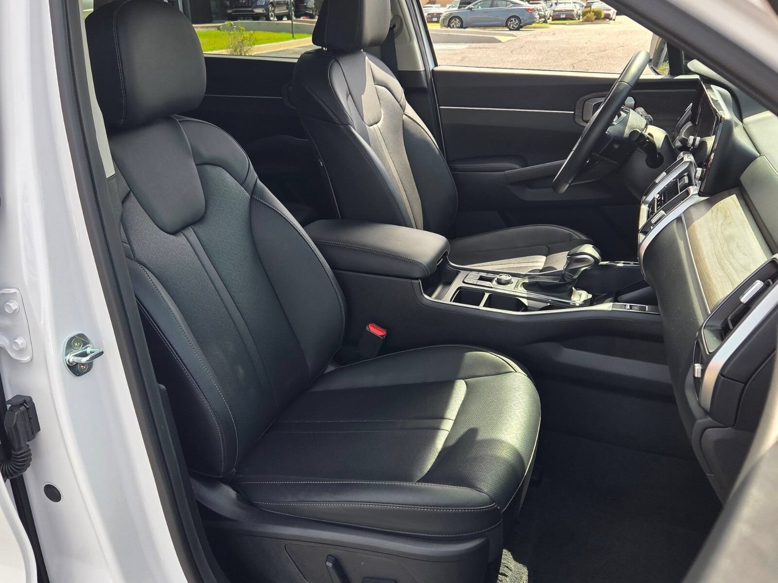 Used 2023 Kia Sorento EX FWD image 18
