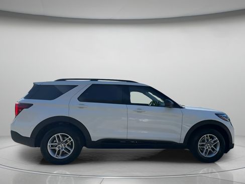 New 2026 Ford Explorer Active image 36