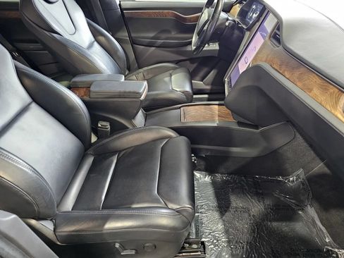 Used 2019 Tesla Model X AWD/4WD image 7