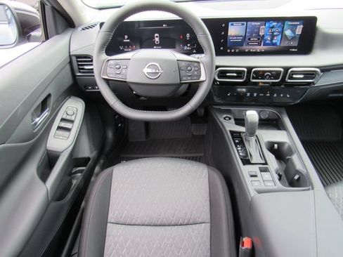 New 2026 Nissan Sentra SV w/ SV Convenience Package FWD image 13