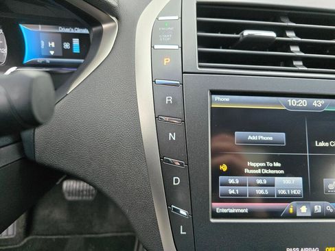 Used 2013 Lincoln MKZ Hybrid image 35