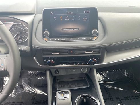 New 2026 Nissan Rogue SV image 9