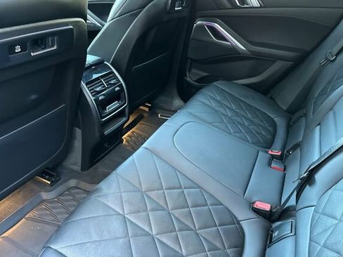 Used 2023 BMW X6 xDrive40i w/ Premium Package image 9