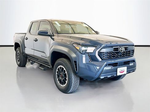 New 2025 Toyota Tacoma TRD Off-Road image 3