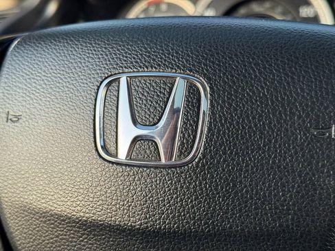 Used 2017 Honda Accord EX-L image 41