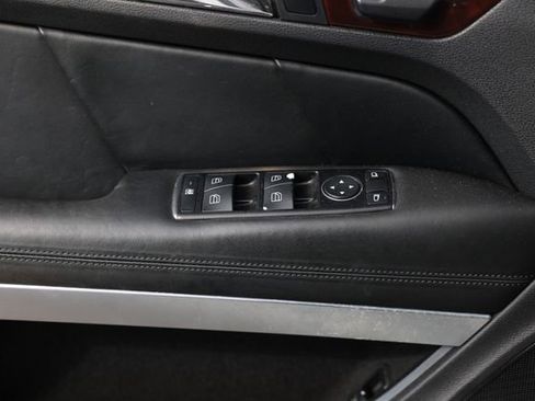 Used 2011 Mercedes-Benz E 550 Cabriolet w/ Premium 2 Pkg image 47