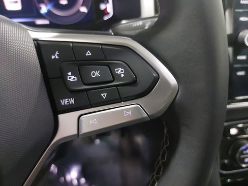 Used 2022 Volkswagen Atlas SE w/ Panoramic Sunroof Package image 18