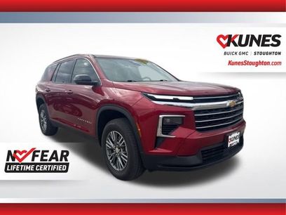 Used 2024 Chevrolet Traverse LT w/ Trailering Package