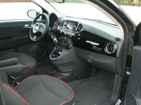 Used 2017 FIAT 500 Pop w/ Sport Appearance Package FWD image 30