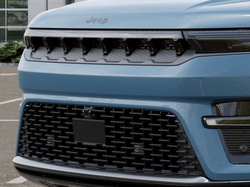 New 2026 Jeep Grand Wagoneer Limited AWD/4WD image 11